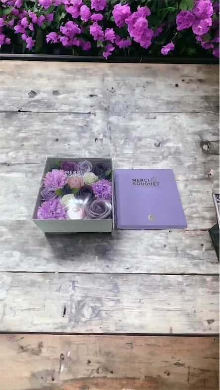 Lavender Rose & Carnation - Underground Allure