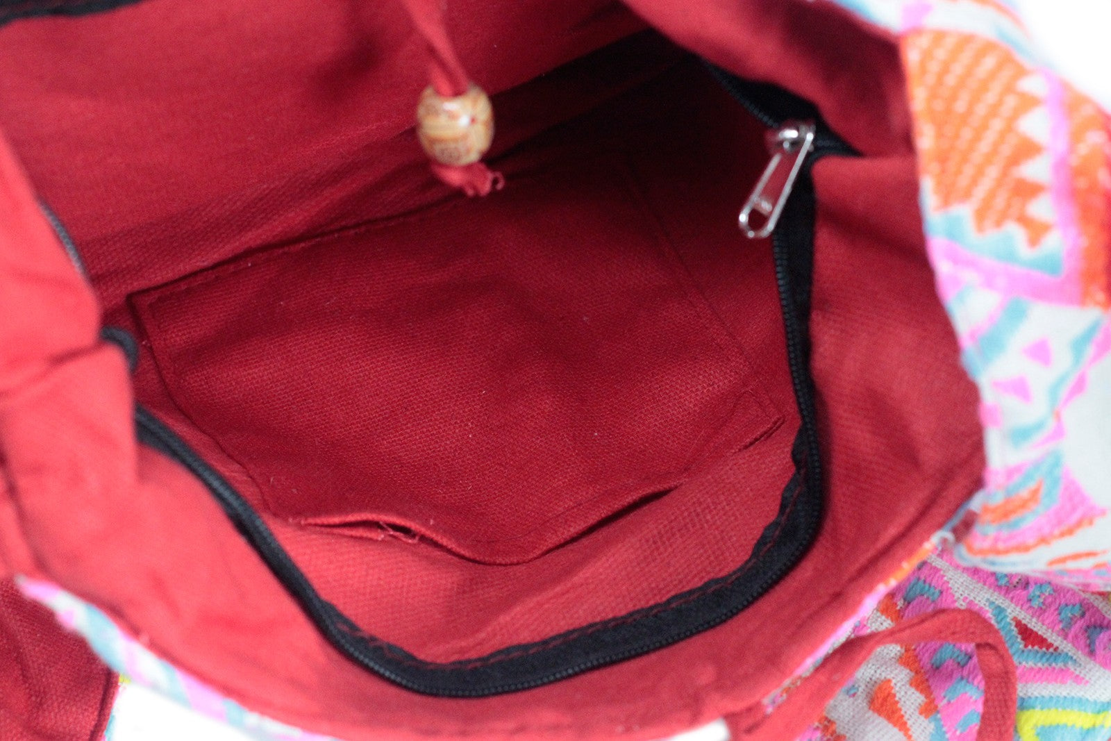 close up shot of inside of Kathmandu Big Bag - Midday